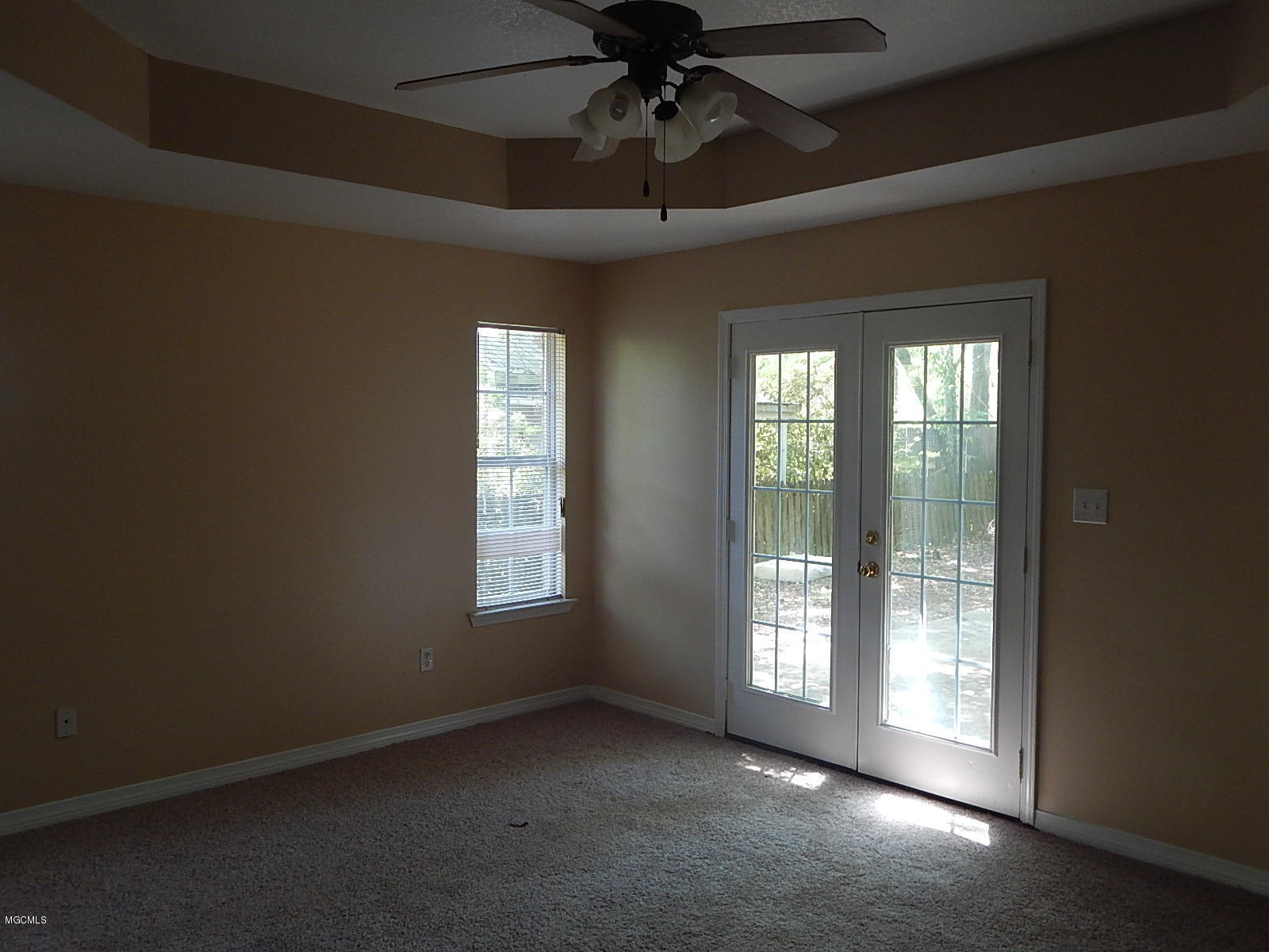 3105 Snapper Road Gautier, MS 39553 - Photo 7 of 21 DSCN6306