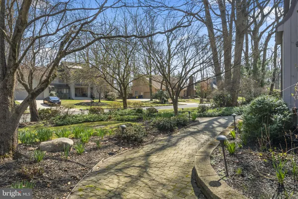 $899,900 | 24 Yorkshire Drive, Voorhees, NJ 08043