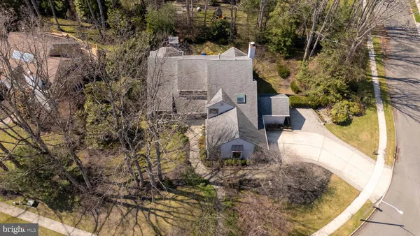 $899,900 | 24 Yorkshire Drive, Voorhees, NJ 08043