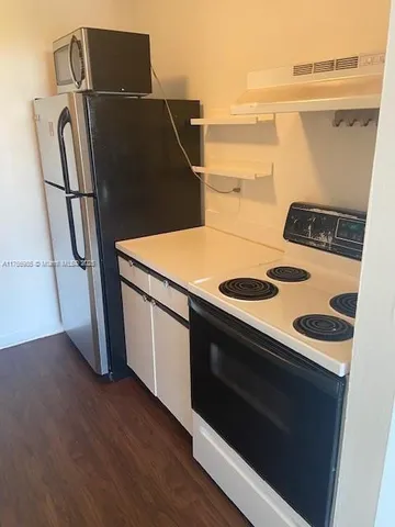 a view of empty room