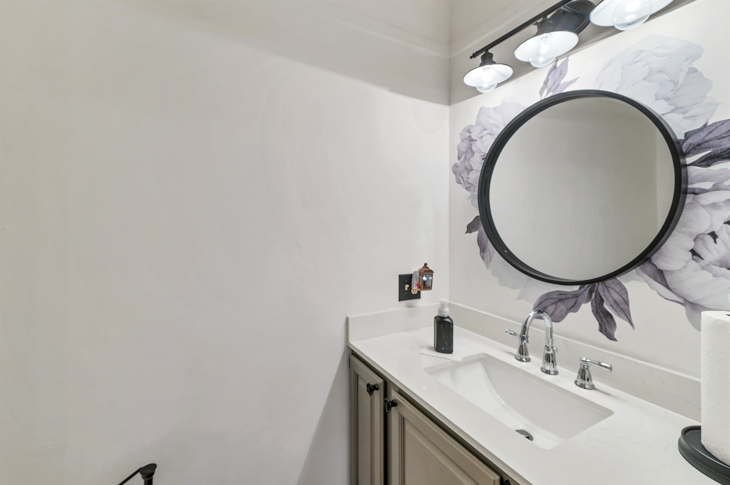 2 Farmhouse Lane, Unit 7 Wolfeboro, NH 03894 - Photo 14 of 60