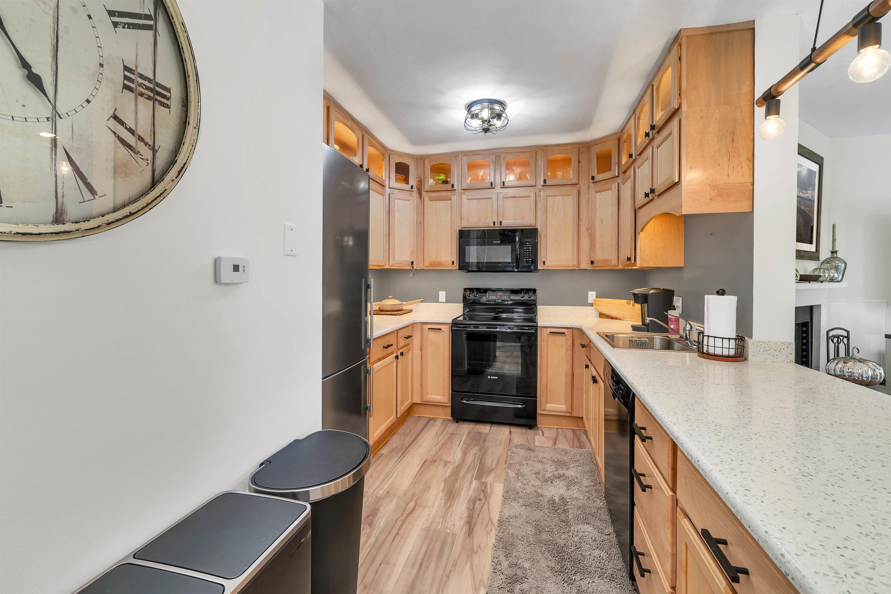 2 Farmhouse Lane, Unit 7 Wolfeboro, NH 03894 - Photo 22 of 60