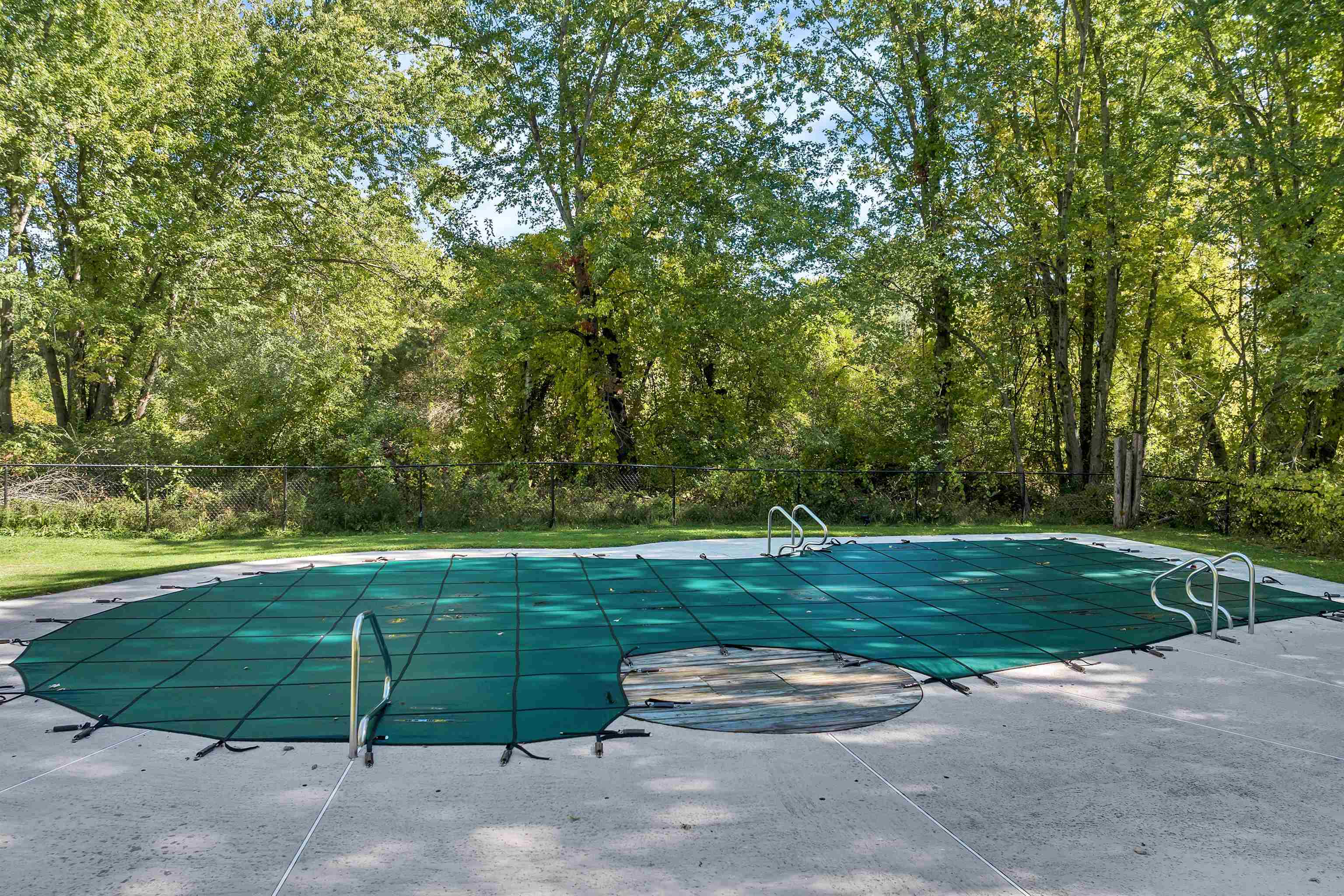 2 Farmhouse Lane, Unit 7 Wolfeboro, NH 03894 - Photo 3 of 60