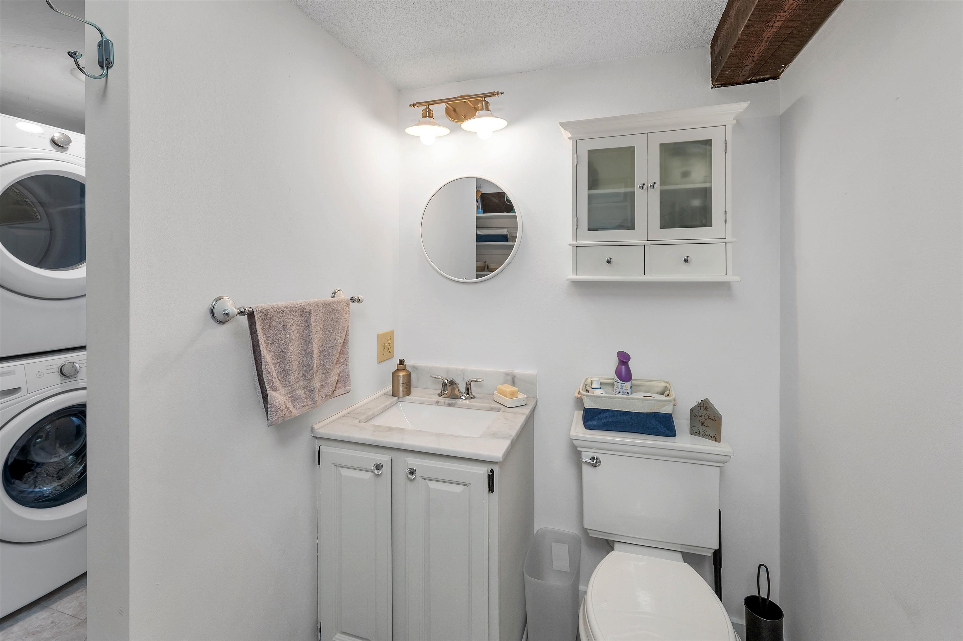 2 Farmhouse Lane, Unit 7 Wolfeboro, NH 03894 - Photo 35 of 60