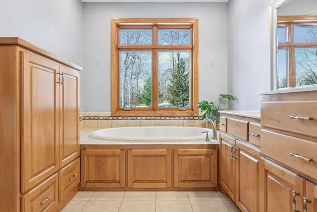 $999,000 | 7455 Fern Court, Loretto, MN 55357