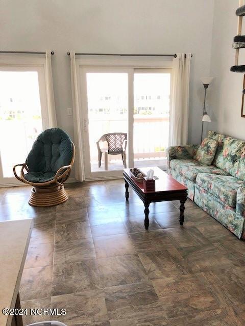 9201 Coast Guard Road, Unit I 201 Emerald Isle, NC 28594 - Photo 4 of 20 living room