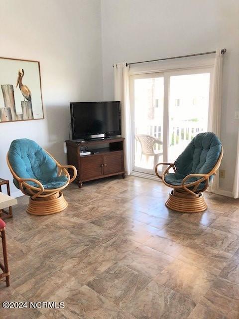 9201 Coast Guard Road, Unit I 201 Emerald Isle, NC 28594 - Photo 5 of 20 living area