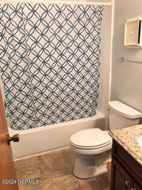 9201 Coast Guard Road, Unit I 201 Emerald Isle, NC 28594 - Photo 10 of 20 main level bath