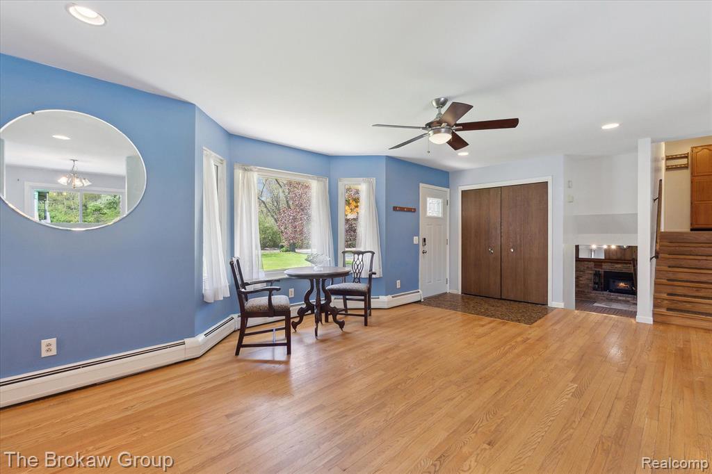 12441 County Line Road Ortonville, MI 48462 - Photo 8 of 43