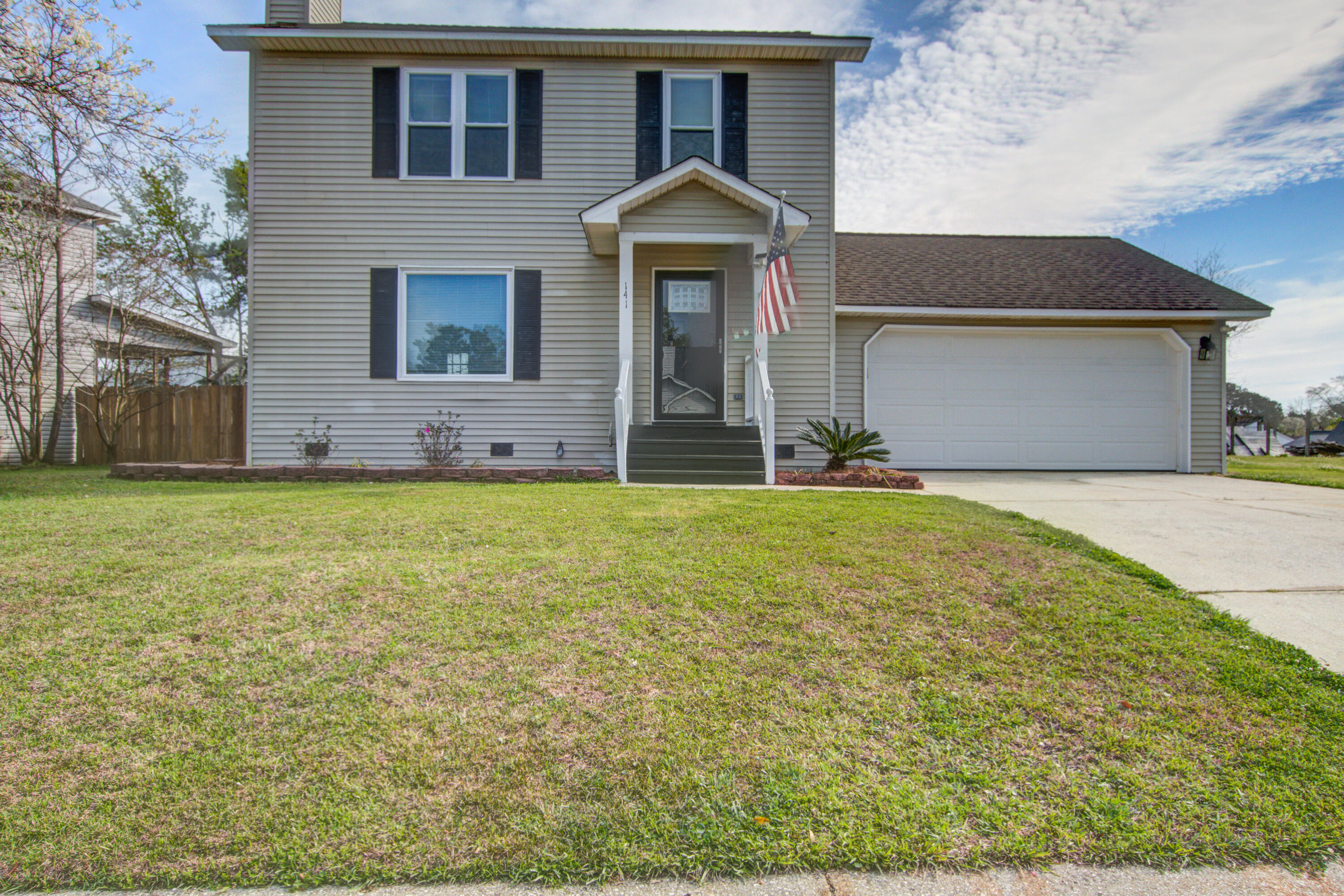 141 Persimmon Circle Goose Creek, SC 29445 - Photo 5 of 43 141 (1)