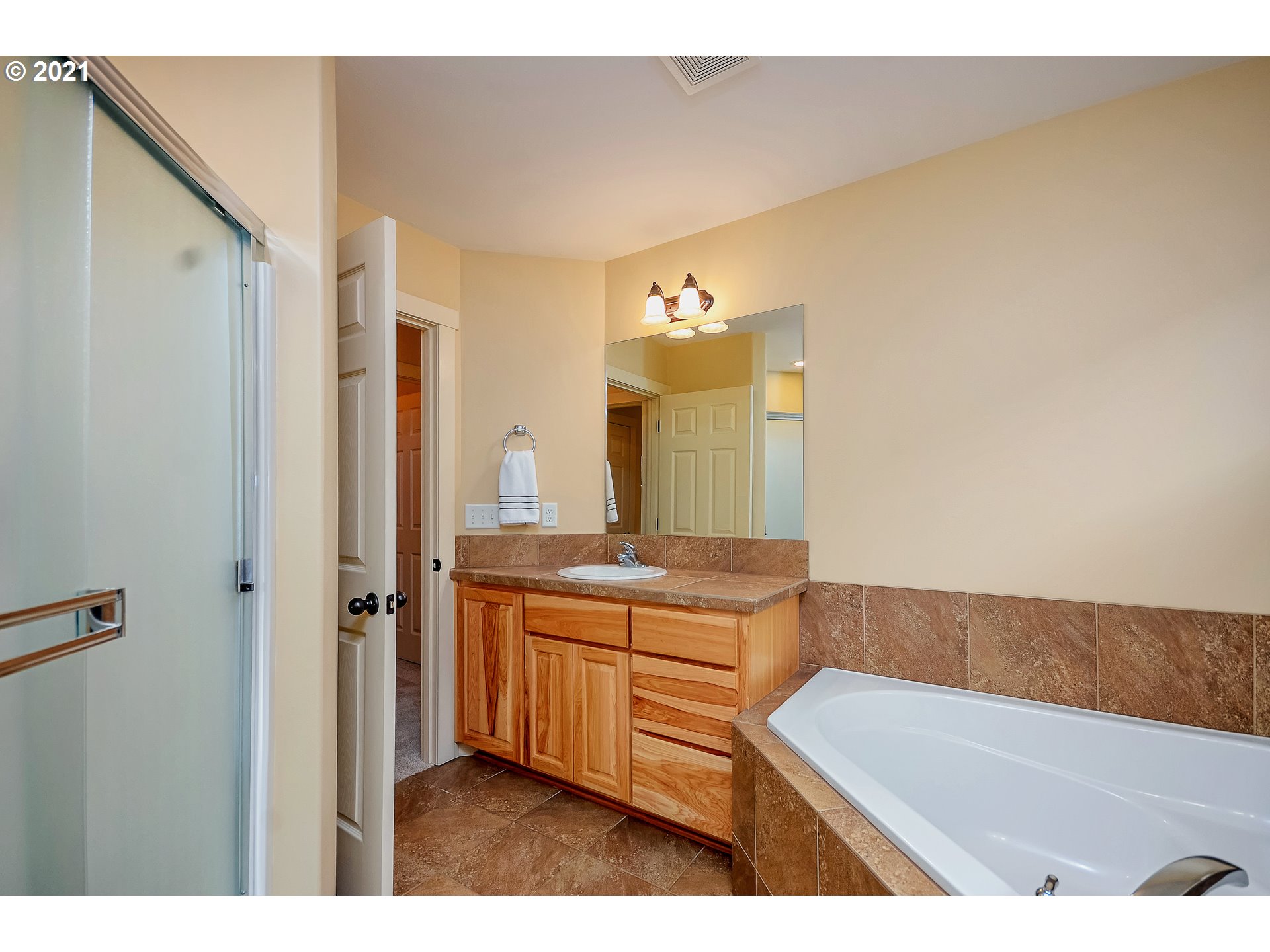 19712 Southeast 3rd Way Camas, WA 98607 - Photo 17 of 24 Gallery Image 17