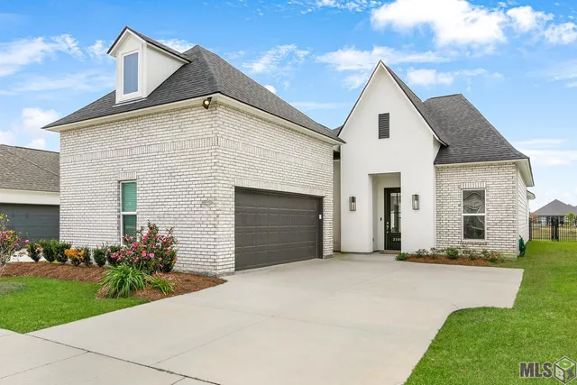 $435,000 | 3146 Woodgrove Way, Baton Rouge, LA 70810