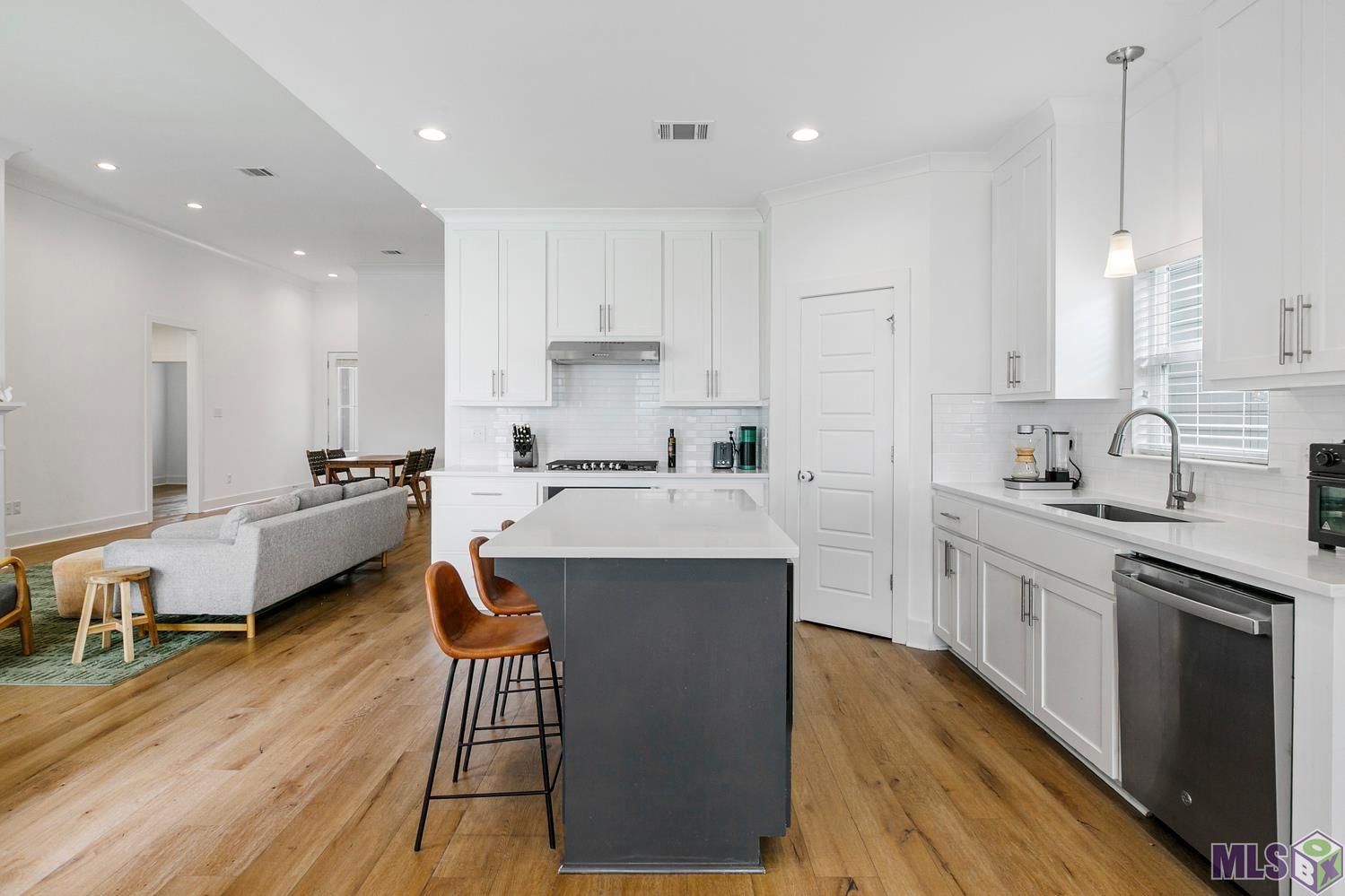 3146 Woodgrove Way Baton Rouge, LA 70810 - Photo 4 of 18