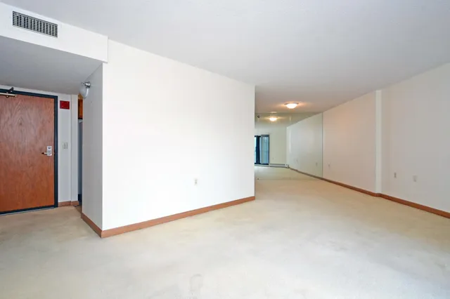 $79,900 | 6615 Lake Shore Drive South, Unit 603, Richfield, MN 55423