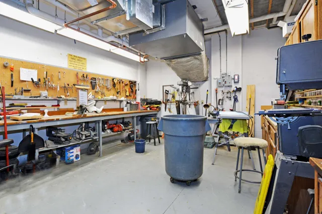 $79,900 | 6615 Lake Shore Drive South, Unit 603, Richfield, MN 55423