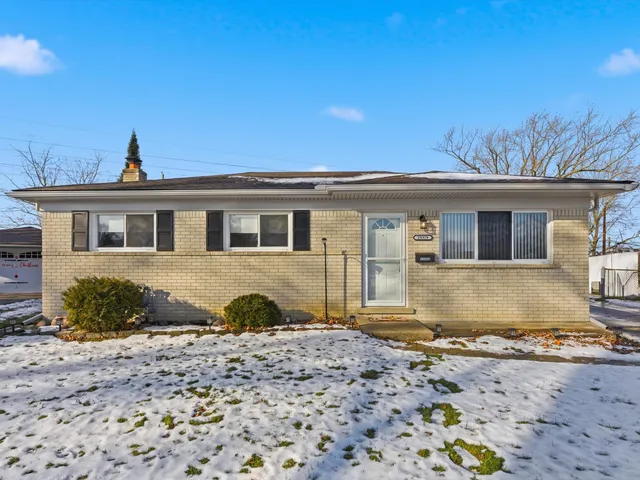 $230,000 | 29379 Newport Drive, Warren, MI 48088