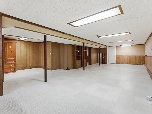 $230,000 | 29379 Newport Drive, Warren, MI 48088