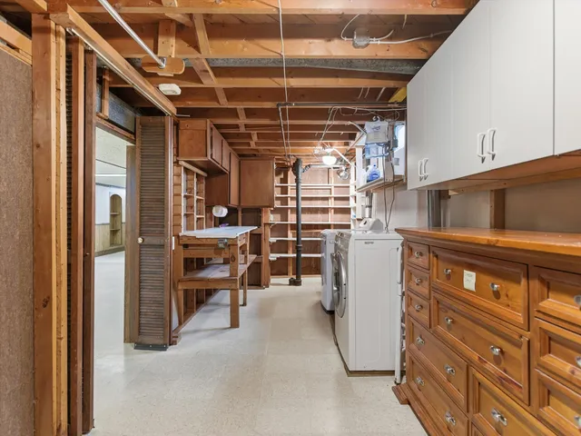 $230,000 | 29379 Newport Drive, Warren, MI 48088