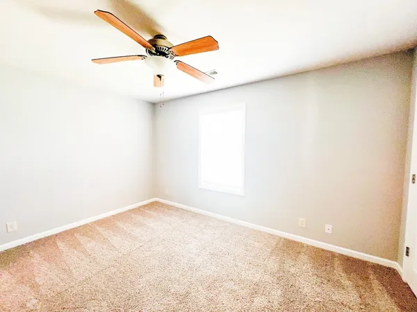 $1,025 | 1042 West Creek Coyote Trail, Unit C, Clarksville, TN 37042