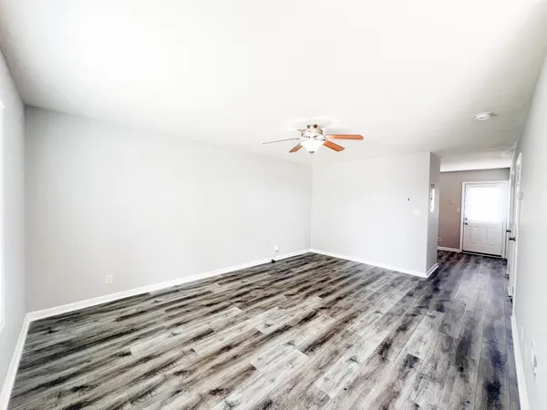 $1,025 | 1042 West Creek Coyote Trail, Unit C, Clarksville, TN 37042