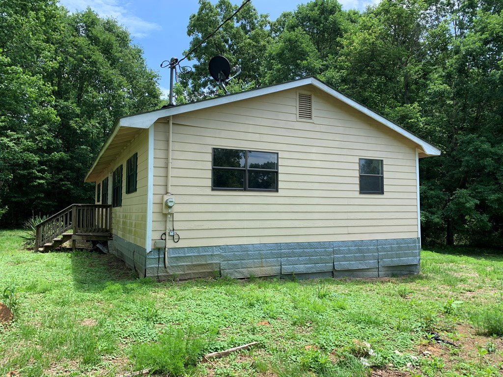 1729 Bonham Road Saluda, SC 29138 - Photo 3 of 24 Gallery Image 3