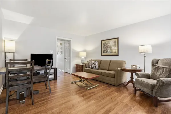 $329,900 | 233 Roscommon Place, Canonsburg, PA 15317