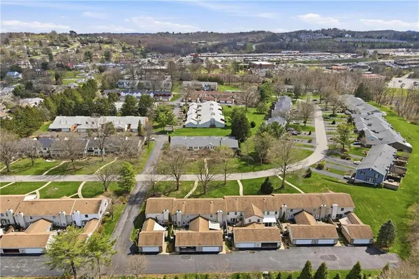 $329,900 | 233 Roscommon Place, Canonsburg, PA 15317