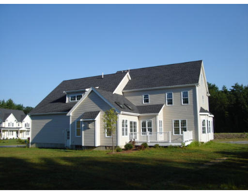 9 Pine House Road Millis, MA 02054 - Photo 4 of 13 Gallery Image 4