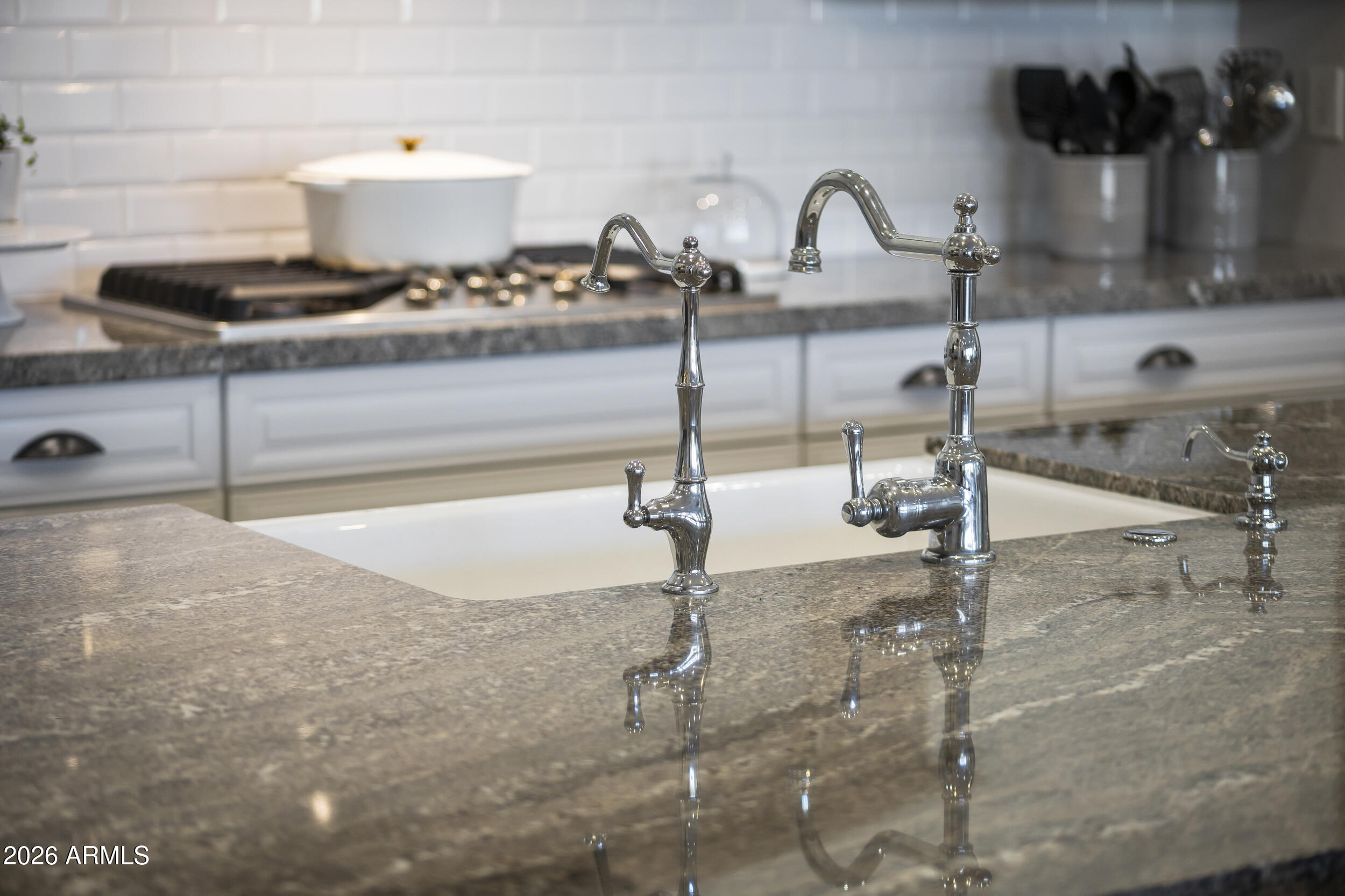 3580 East Azalea Drive Chandler, AZ 85286 - Photo 29 of 129 Kitchen