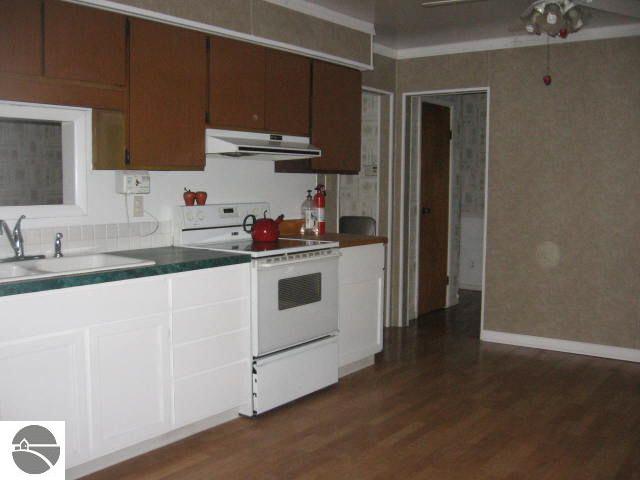 875 Finerty Road West Branch, MI 48661 - Photo 7 of 10 1754147-6.JPG