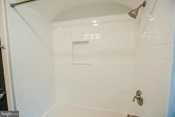 $2,650 | 331 Sloan Avenue, Collingswood, NJ 08107