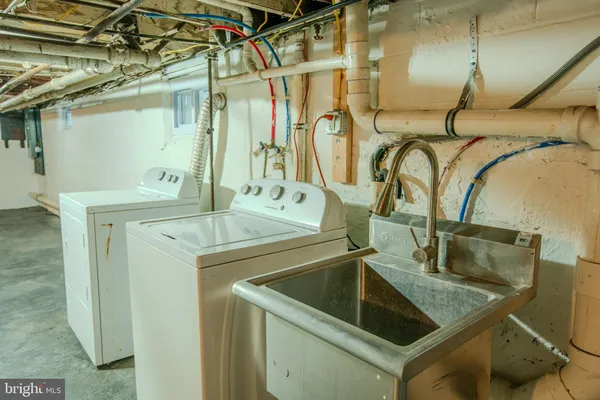 $2,650 | 331 Sloan Avenue, Collingswood, NJ 08107