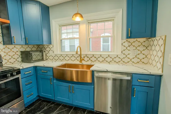 $2,650 | 331 Sloan Avenue, Collingswood, NJ 08107