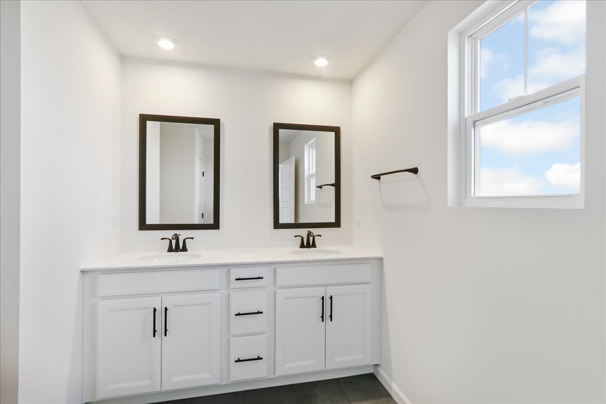 728 Switchgrass Way, Unit 55005 Bolingbrook, IL 60490 - Photo 22 of 29