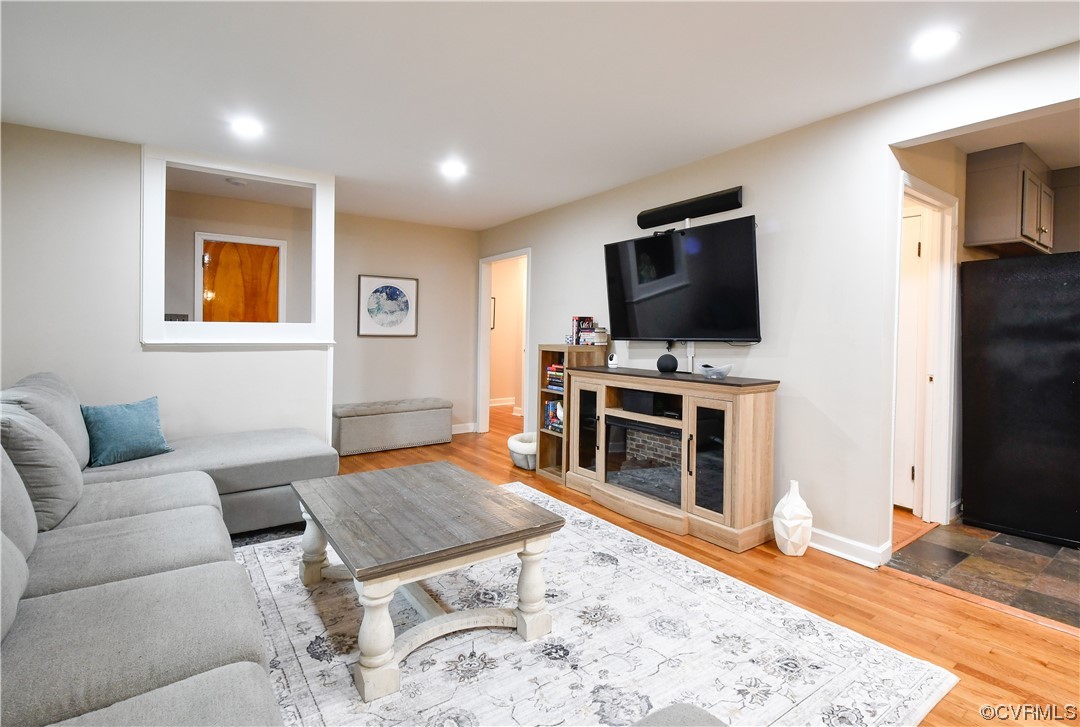 1609 Wentbridge Road Richmond, VA 23227 - Photo 7 of 41 Gallery Image 7