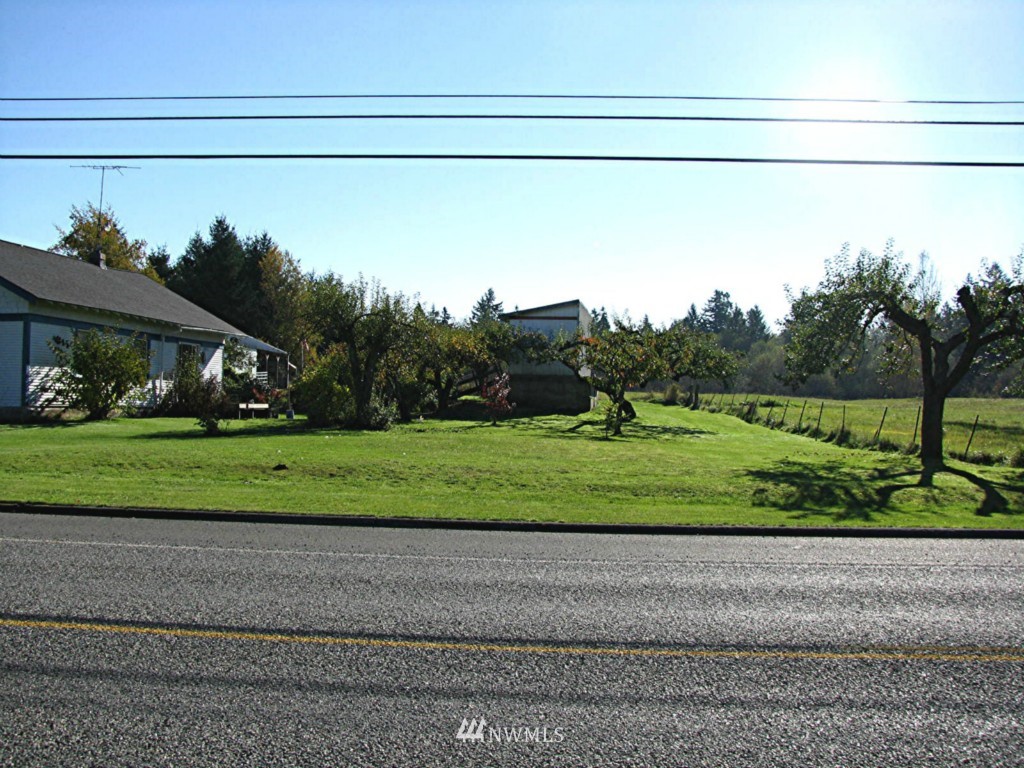 1647 East Smith Road Bellingham, WA 98226 - Photo 2 of 16