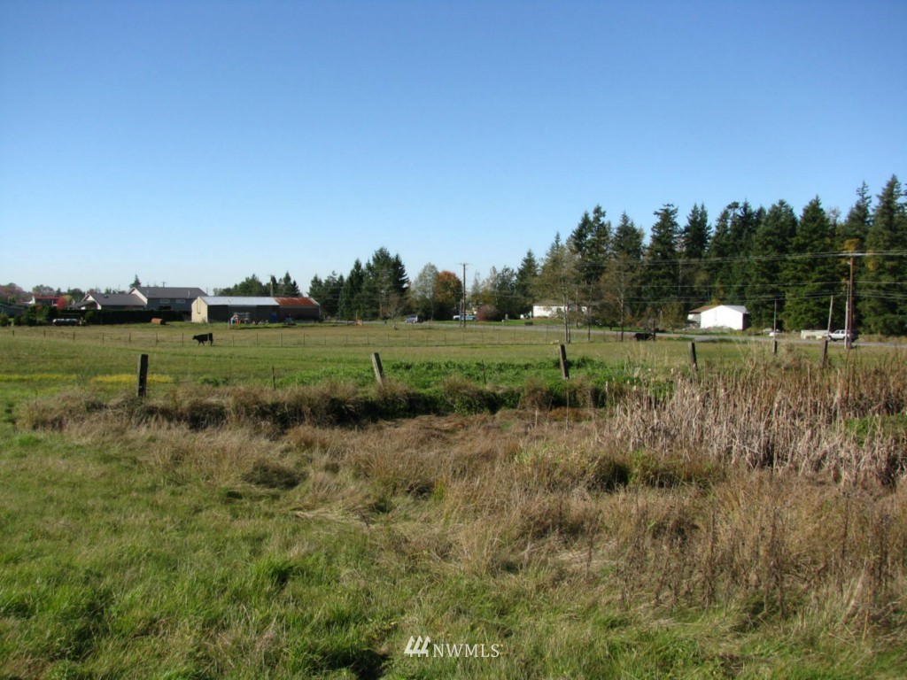 1647 East Smith Road Bellingham, WA 98226 - Photo 11 of 16