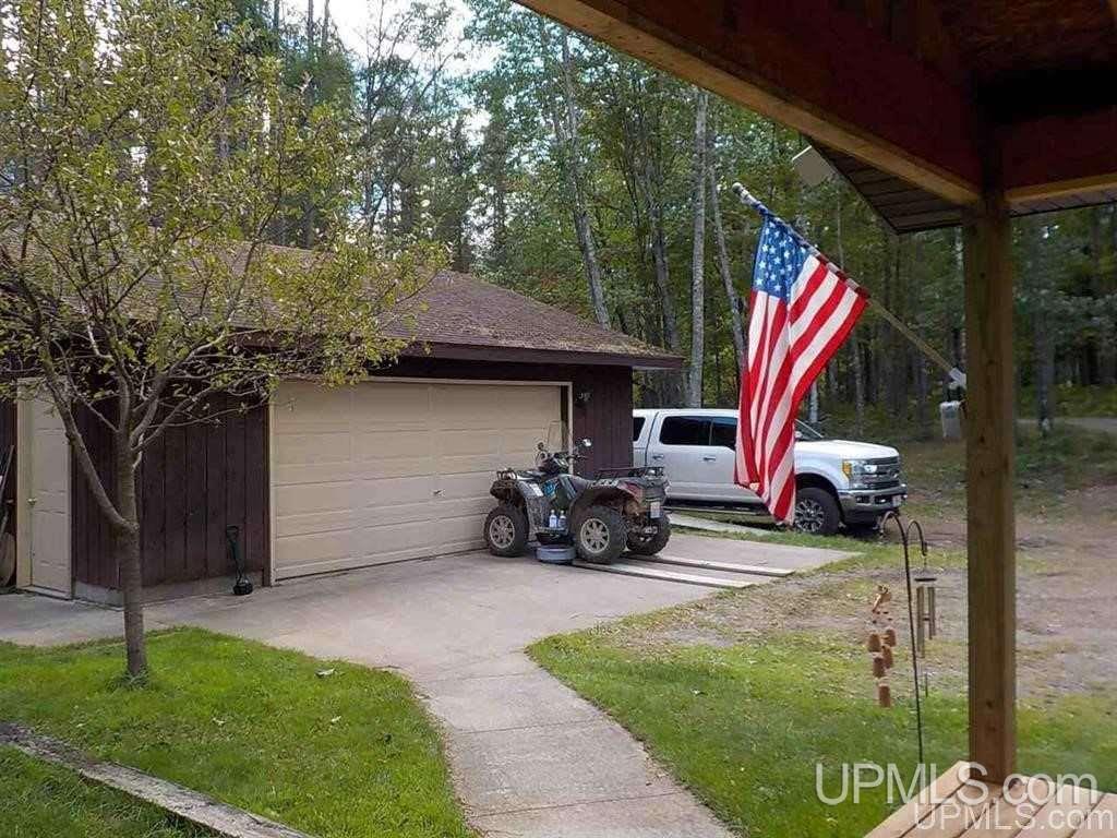295 South Shore Road Crystal Falls, MI 49920 - Photo 6 of 14