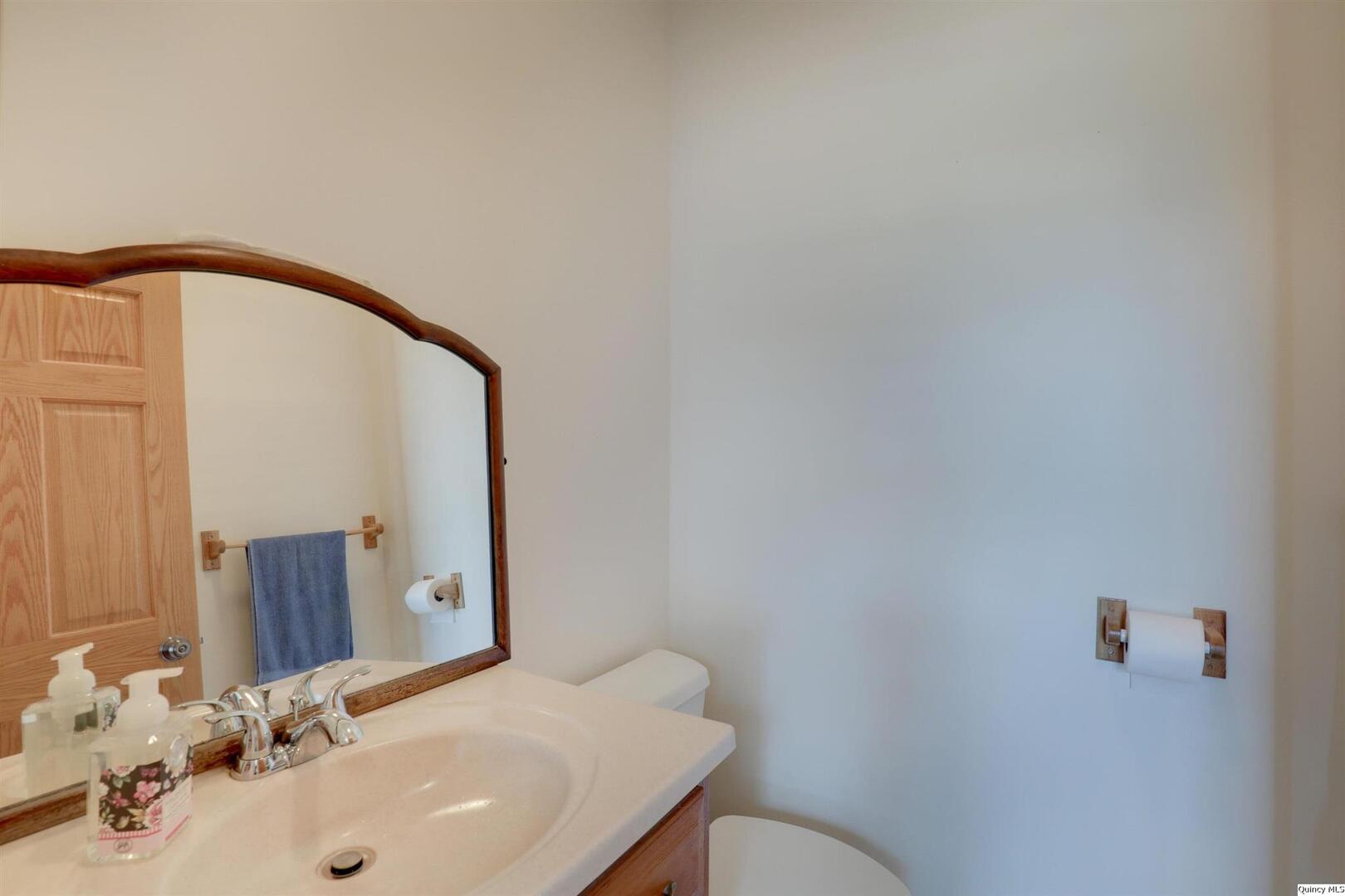 2212 North 1210th Avenue Camp Point, IL 62320 - Photo 20 of 36