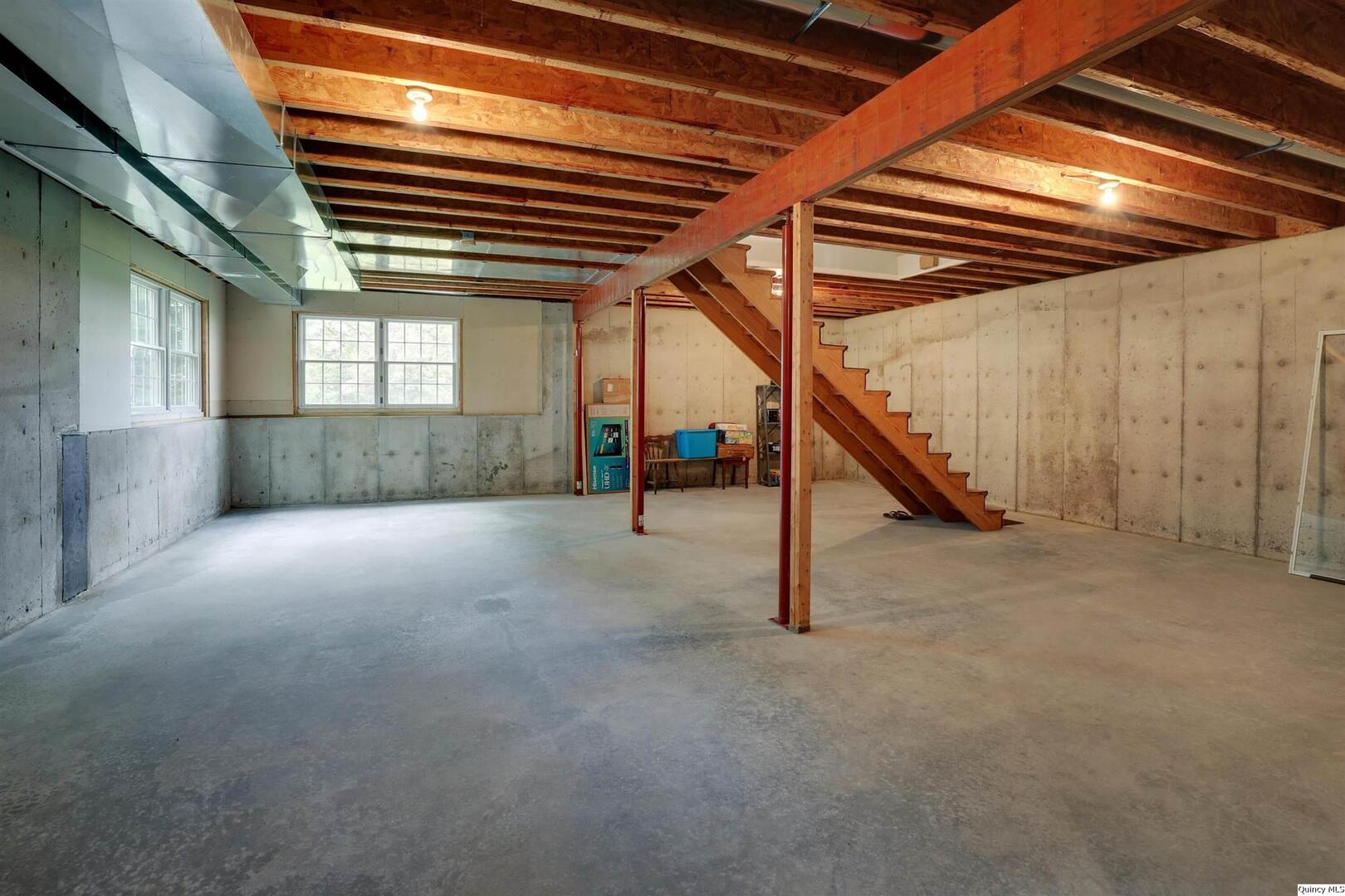 2212 North 1210th Avenue Camp Point, IL 62320 - Photo 21 of 36