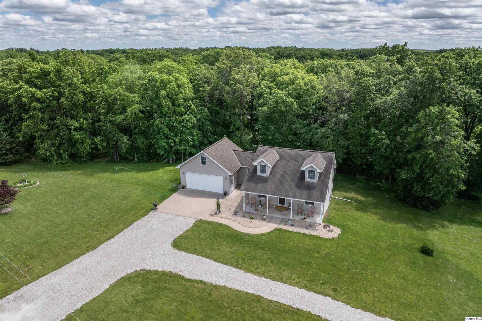 2212 North 1210th Avenue Camp Point, IL 62320 - Photo 4 of 36