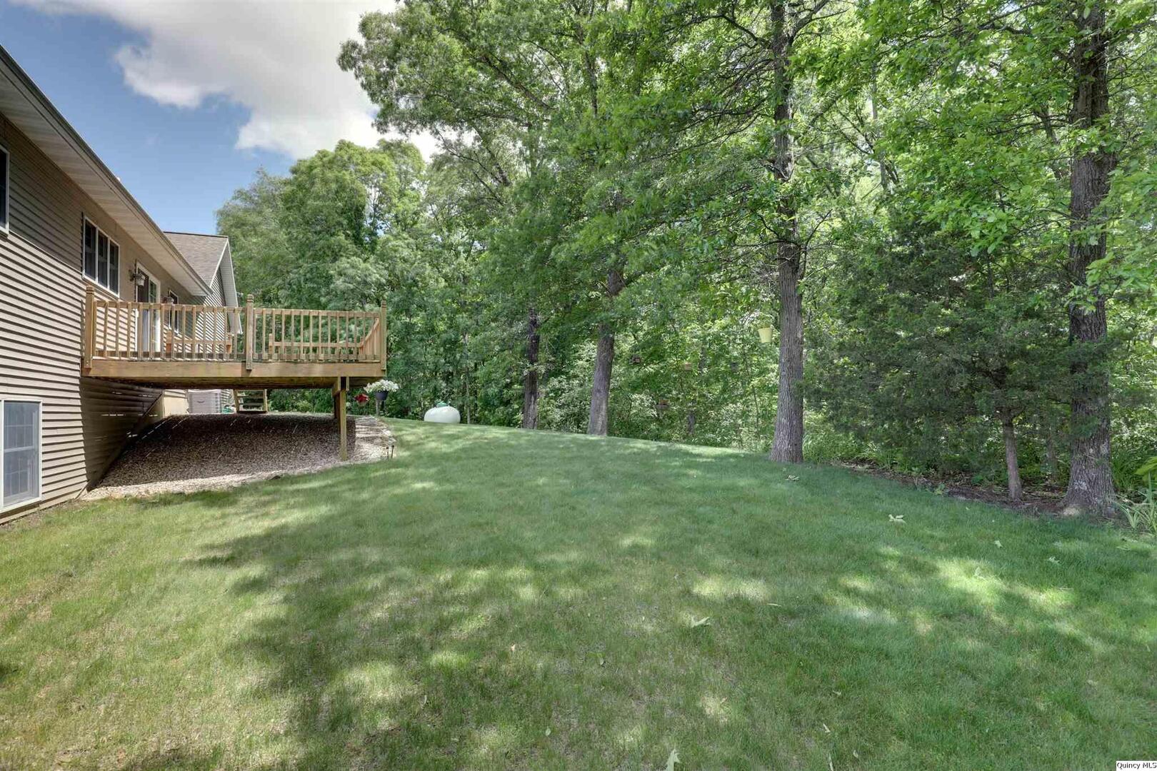 2212 North 1210th Avenue Camp Point, IL 62320 - Photo 5 of 36