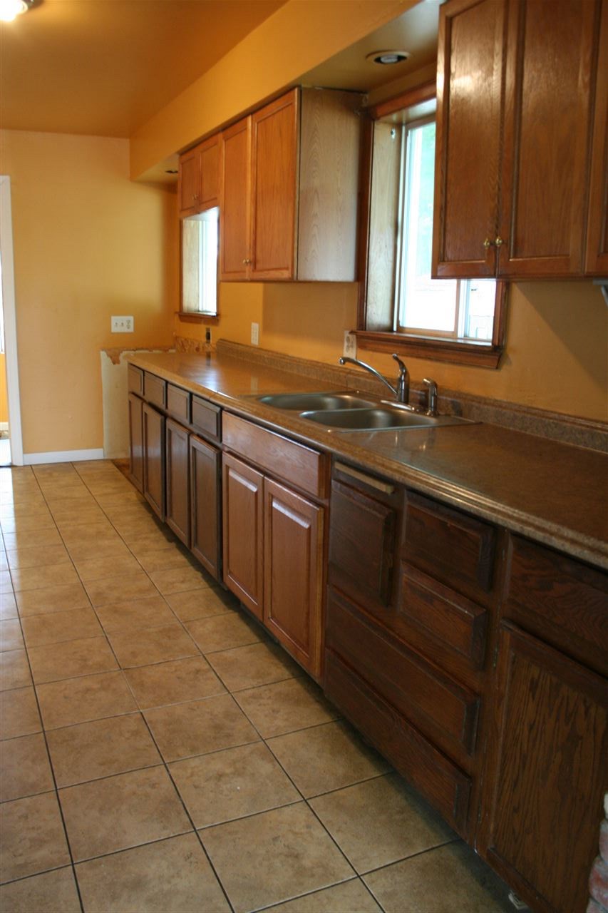 923 North Park Road Spokane, WA 99212 - Photo 8 of 20