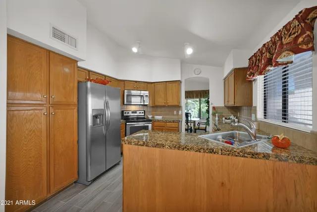 $4,200 | 11010 West Poinsettia Drive, Avondale, AZ 85392