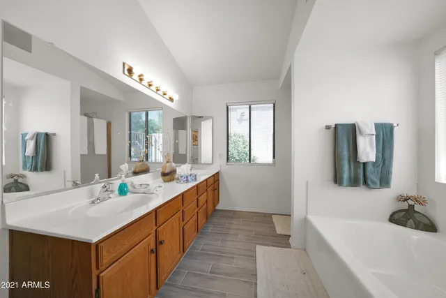 $4,200 | 11010 West Poinsettia Drive, Avondale, AZ 85392