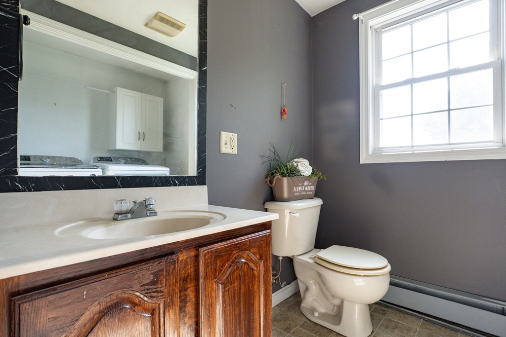 209 Paxton Road Spencer, MA 01562 - Photo 9 of 30 Gallery Image 9