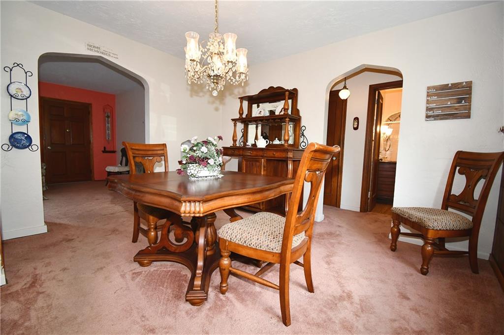 1673 Elderslee Road Pittsburgh, PA 15227 - Photo 8 of 32 Gallery Image 8