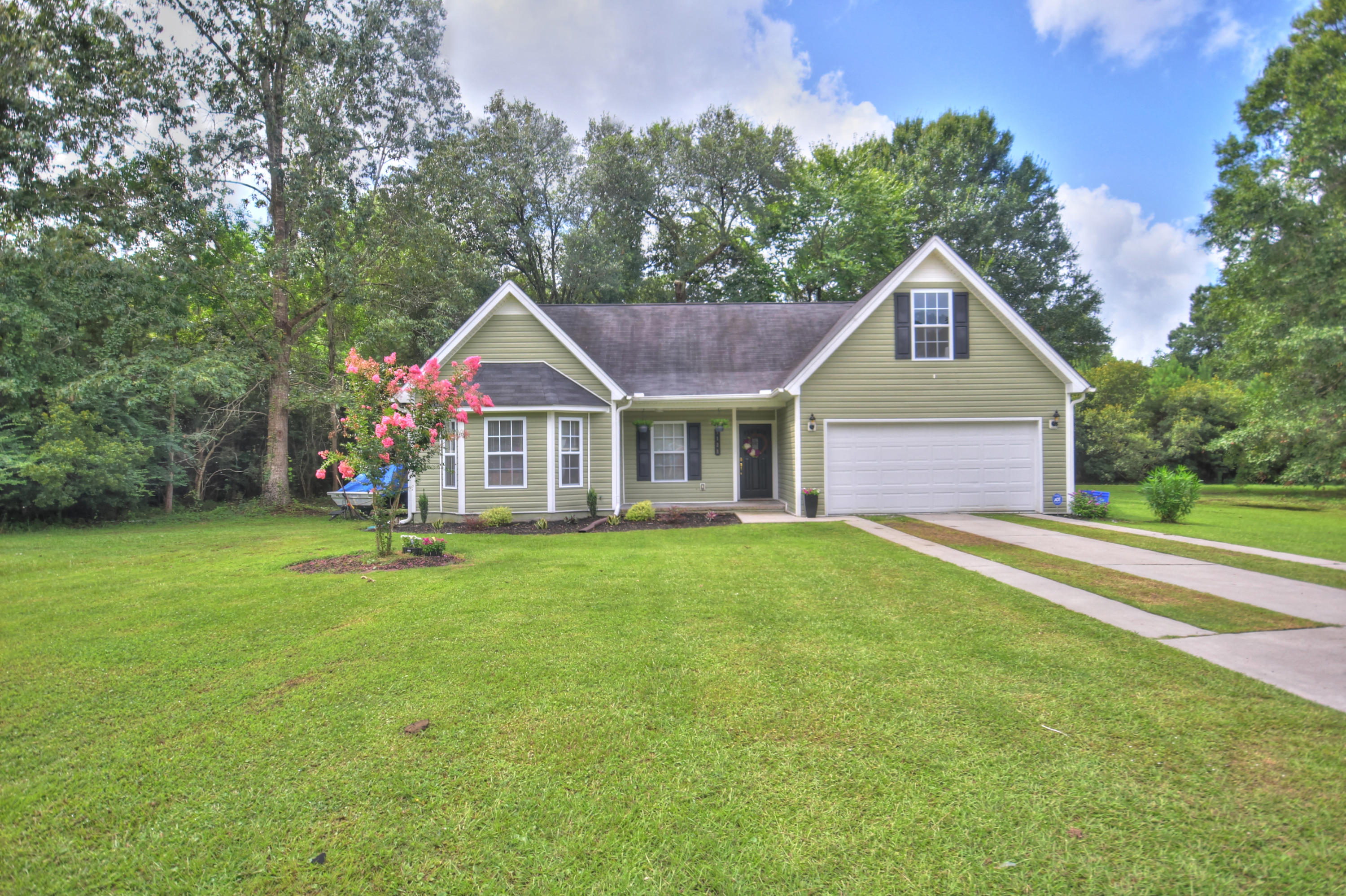 1128 Reverend Joseph Heyward Road Charleston, SC 29414 - Photo 2 of 18 2