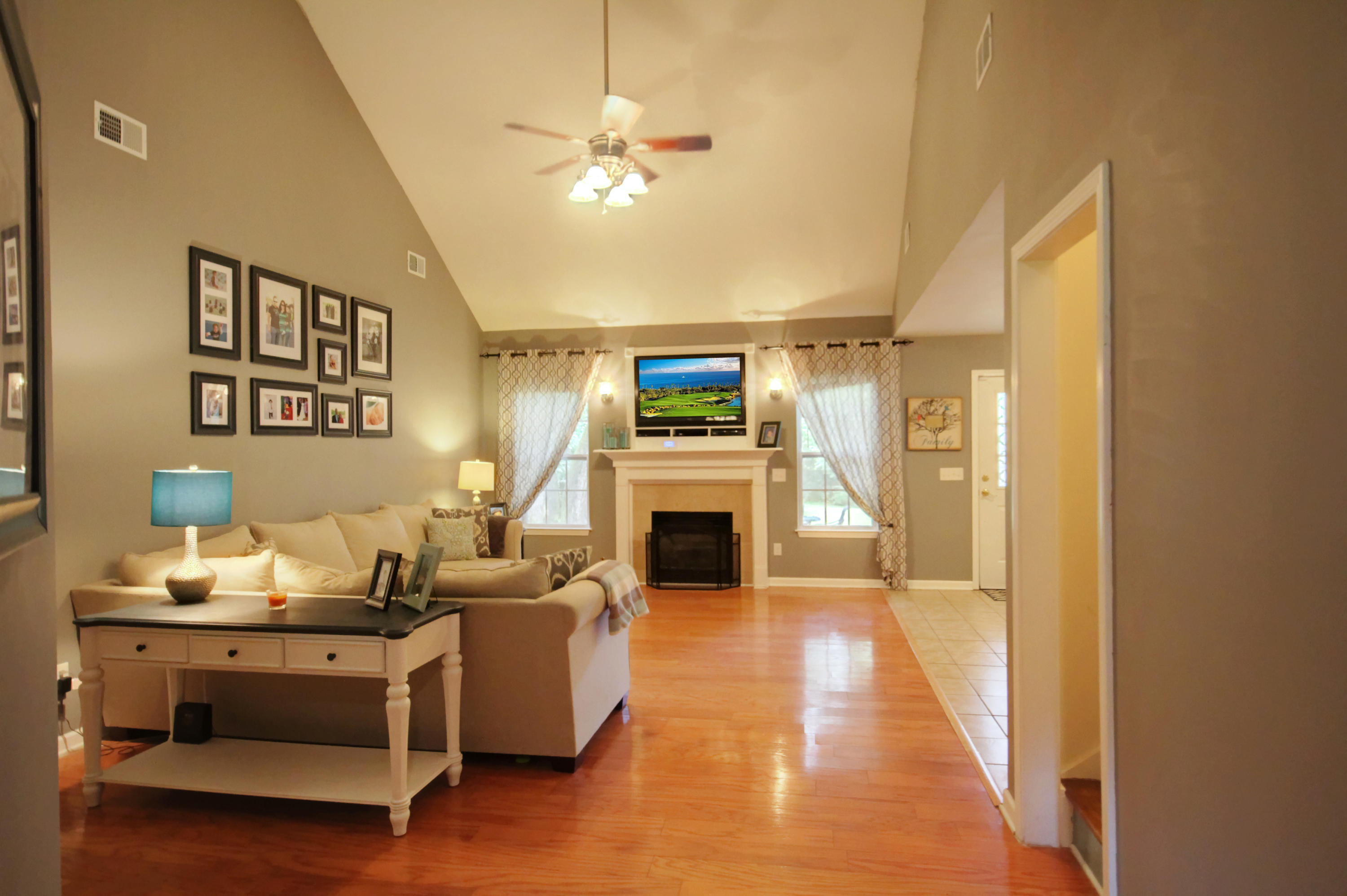 1128 Reverend Joseph Heyward Road Charleston, SC 29414 - Photo 4 of 18 4