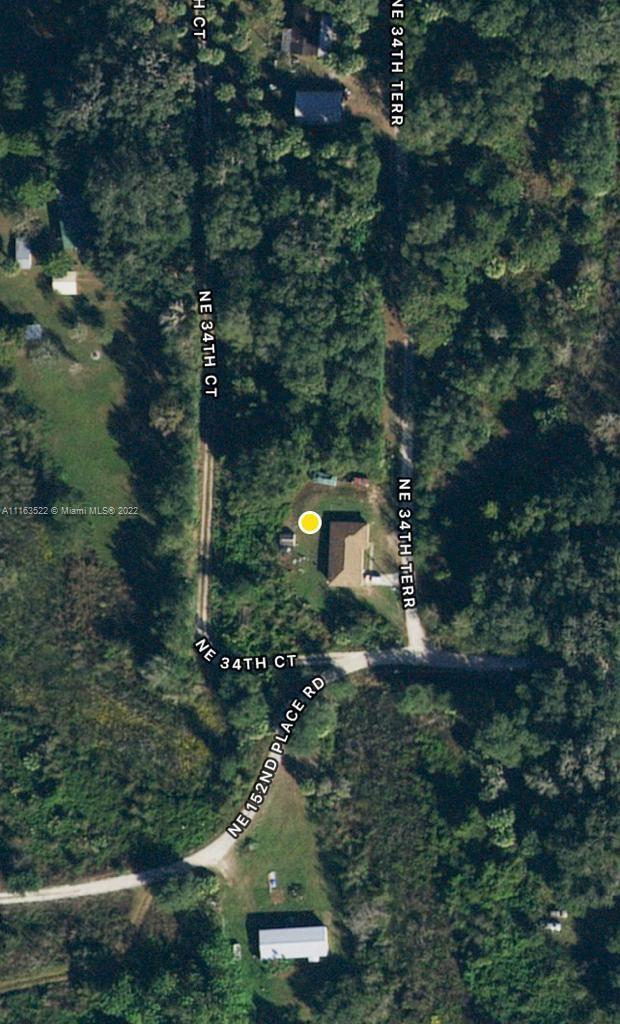 15280 Northeast 34th Terrace Citra, FL 32113 - Photo 2 of 37 a view of a yard